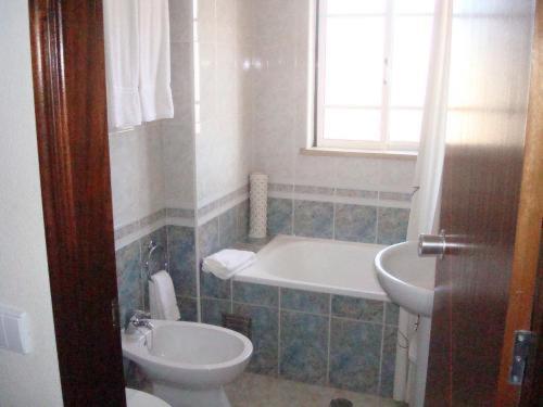 Coracao Da Cidade Vila Real de Santo Antonio Bilik gambar